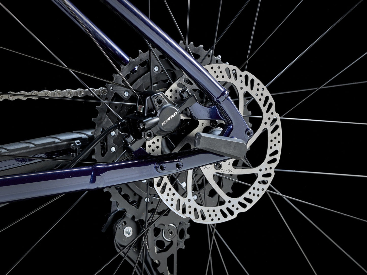 VTT MARLIN 6 Gen 3 - Rage Red to Deep Dark Blue Fade - TREK