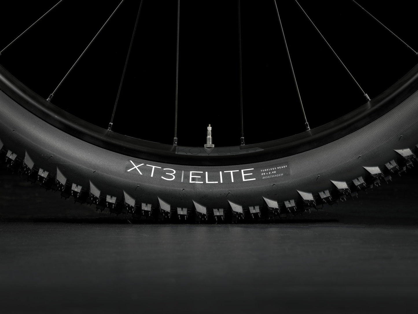 VTT MARLIN 6 Gen 3 - Rage Red to Deep Dark Blue Fade - TREK